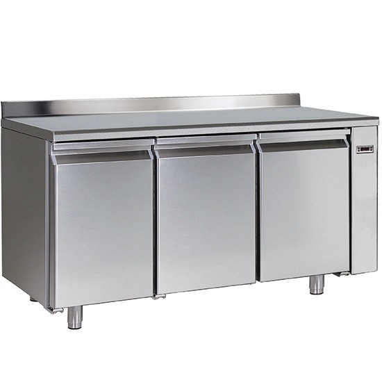 Tavoli refrigerati con alzatina con gruppo remoto profondità 700 mm