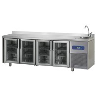 Tavolo refrigerato gastronorm 4 porte in vetro con lavabo lato destra, piano di lavoro + alzatina