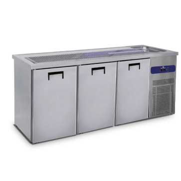 Banco bar refrigerato con 1 Lavabo a sinistra e 3 porte per fusti birra da 50 litri