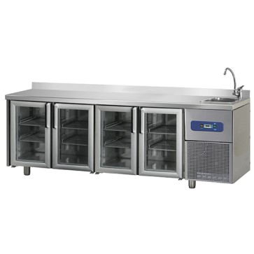 Tavolo refrigerato gastronorm 4 porte in vetro con lavabo lato destra, piano di lavoro + alzatina