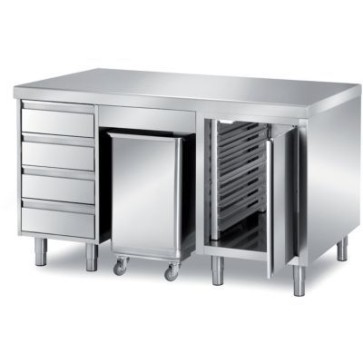 Tavolo pasticceria composizione n°1, piano h=60mm raggiato su un fronte, n°1 cassettiera a 4 cassetti + tramoggia cpd/1 + elemento portateglie con battente mm 1600x700x850 h