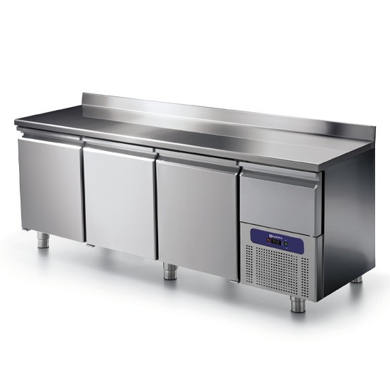 Tavoli refrigerati profondità 700 mm con alzatina con cassetto refrigerato su vano motore