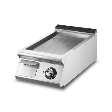 Fry-top elettrico versione top, piastra liscia