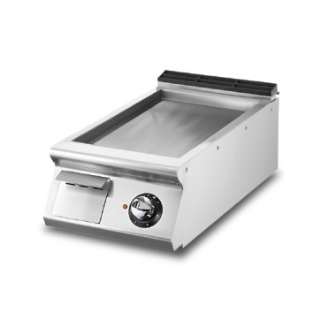 Fry-top elettrico versione top, piastra liscia cromata